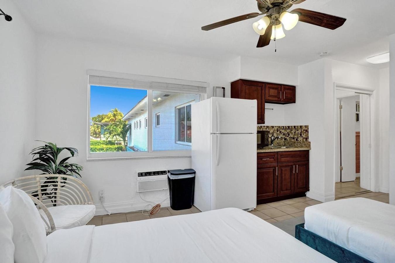 Ferienwohnung Coast Studio Free Parking Pool Near Beach Dania Beach Exterior foto